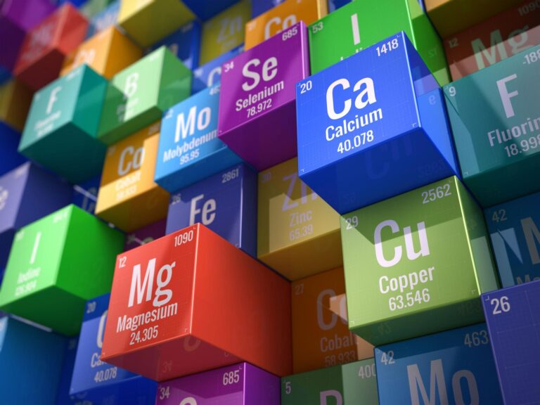 ویژگی عناصر مختلف در مواد شیمیایی