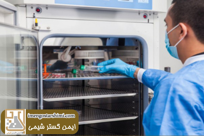 کاربرد انکوباتور در آزمایشگاه